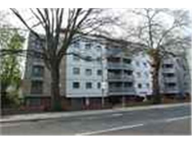 Apartment for sale in County of Surrey (England)