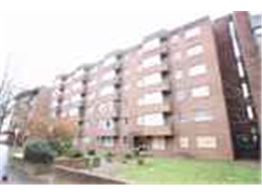 Apartment for sale in County of Surrey (England)
