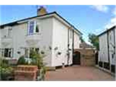 House for sale in Preston upon the Weald Moors (Shropshire)