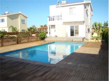 Villa for sale in Ayia Thekla (Famagusta)