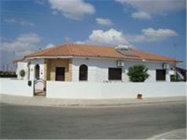 Bungalow for sale in Famagusta (Famagusta)