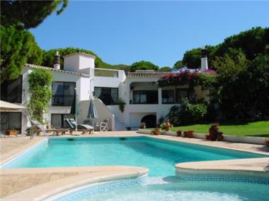 Villa for sale in Vale do Lobo (Faro)