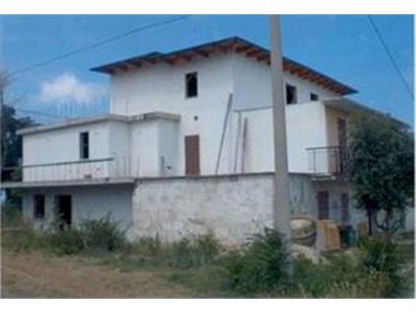Villa for sale in Colonnella (Regione Abruzzo)