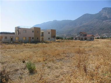 Land for sale in Karsiyaka (Kyrenia)