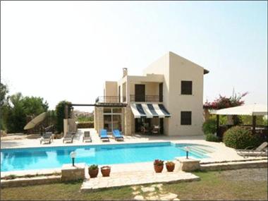 Villa for sale in Kouklia (Paphos)