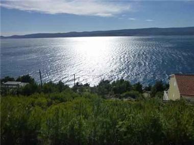 Building Plot for sale in Omis (Splitsko-Dalmatinska Zupanija)
