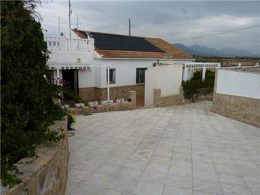 Finca for sale in La Murada (Valencia)