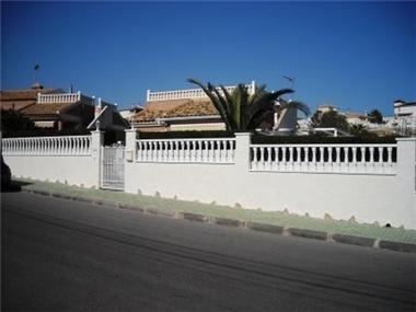 Detached Villa for sale in Pinar de Campoverde (Murcia)