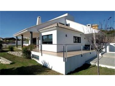 Villa for sale in La Duquesa (Andalucia)