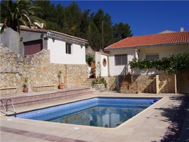 Villa for sale in Villalonga (Valencia)