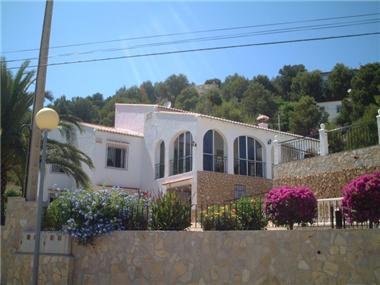 Villa for sale in Oliva (Valencia)