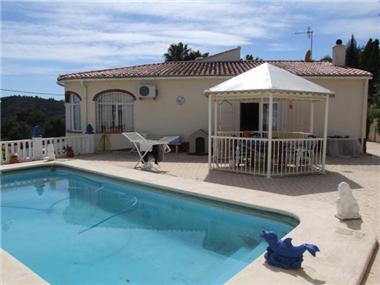 Villa for sale in Oliva (Valencia)