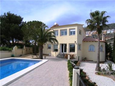 Villa for sale in Benitachell (Valencia)