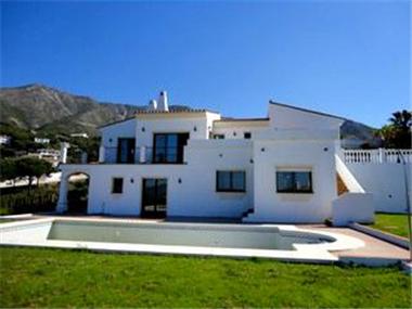 Villa for sale in Valtocado (Andalucia)