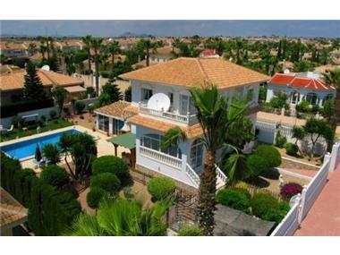 Villa for sale in Ciudad Quesada (Valencia)