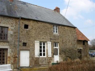 Renovation for sale in Gorron (Region Pays de la Loire)