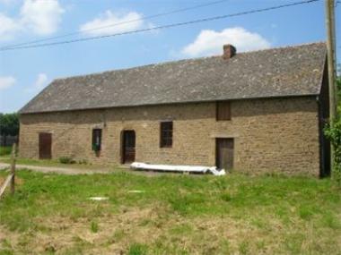Renovation for sale in Ernee (Region Pays de la Loire)