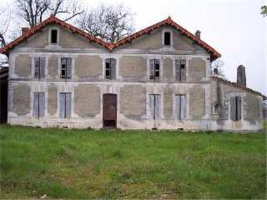 Renovation for sale in Jonzac (Poitou-Charentes)