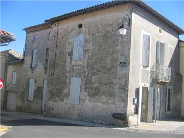 House for sale in Montendre (Poitou-Charentes)