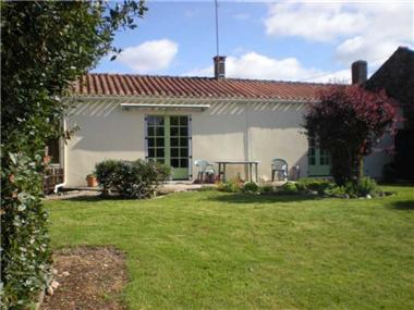 House for sale in Beaulieu-sous-la-Roche (Region Pays de la Loire)