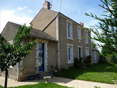 House for sale in Thouars (Poitou-Charentes)