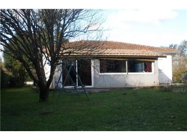 House for sale in Branne (Aquitaine)