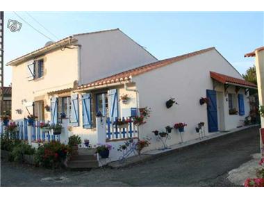 House for sale in Payre-sur-Vendee (Region Pays de la Loire)