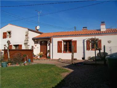 House for sale in Beaulieu-sous-la-Roche (Region Pays de la Loire)