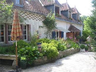 House for sale in Vineuil (Region Centre)