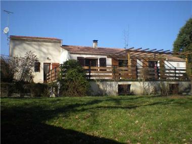 House for sale in Payre-sur-Vendee (Region Pays de la Loire)