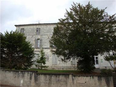 House for sale in Montguyon (Poitou-Charentes)