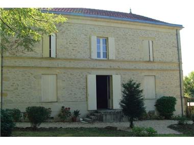 House for sale in Branne (Aquitaine)