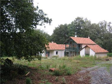 Villa for sale in Taron-Sadirac-Viellenave (Aquitaine)
