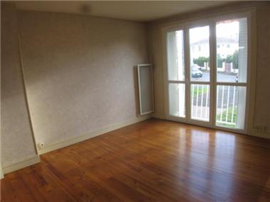 Apartment       for sale in Tarbes (Midi-Pyrenees)