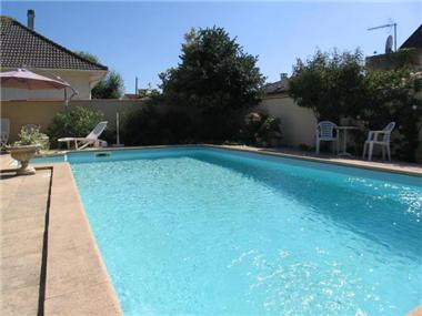 Villa for sale in Semeac (Midi-Pyrenees)