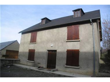 Villa for sale in Azet (Midi-Pyrenees)