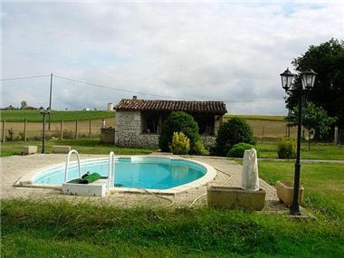 Villa for sale in Estramiac (Midi-Pyrenees)