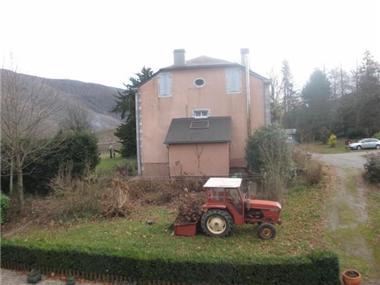 Villa for sale in Lortet (Midi-Pyrenees)