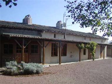 Stone House for sale in Melle (Poitou-Charentes)