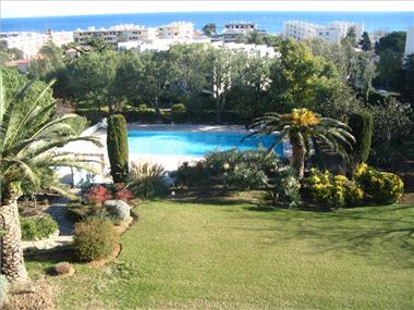 Apartment       for sale in Antibes (Provence-Alpes-Cote d'Azur)