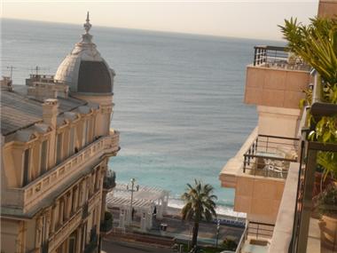 Apartment       for sale in Nice (Provence-Alpes-Cote d'Azur)