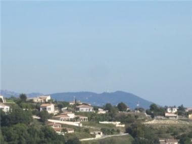 Land for sale in Vence (Provence-Alpes-Cote d'Azur)