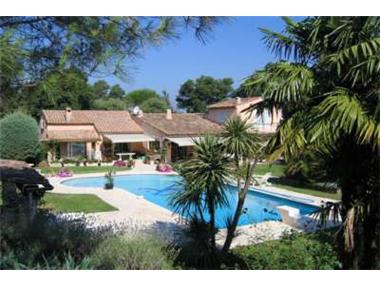 House for sale in Le Muy (Provence-Alpes-Cote d'Azur)