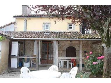 Stone House for sale in La Foret-de-Tesse (Poitou-Charentes)